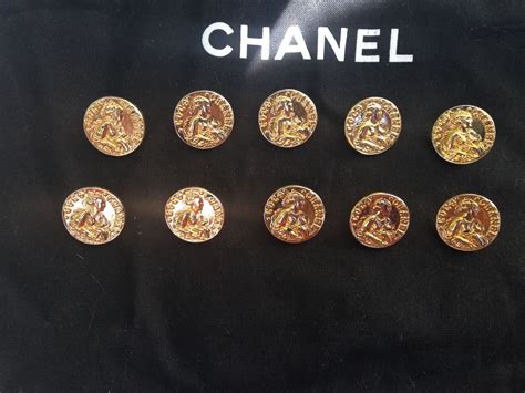 how to authenticate chanel buttons|Chanel button logo.